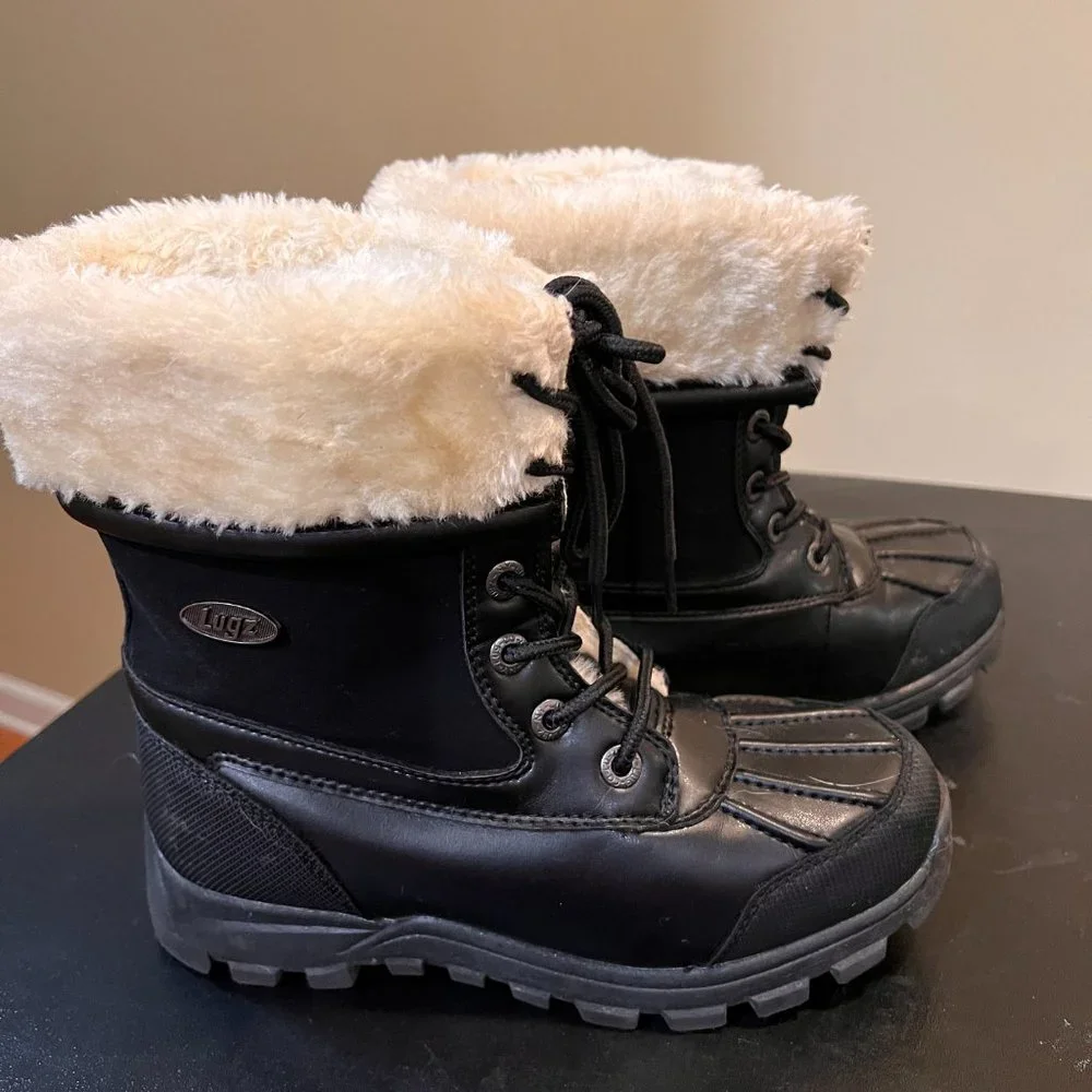 Lugz boots size 4.5 black boots
